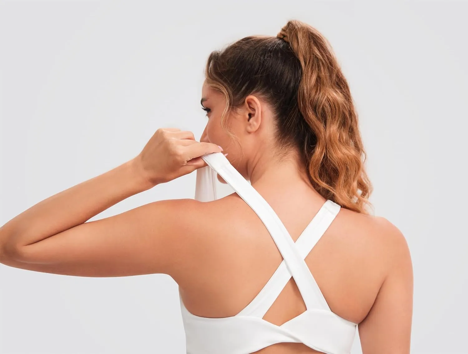 Sports Bras for Women Criss-Cross Back Padded Workout Tank Tops Medium Support Crop Tops for Women